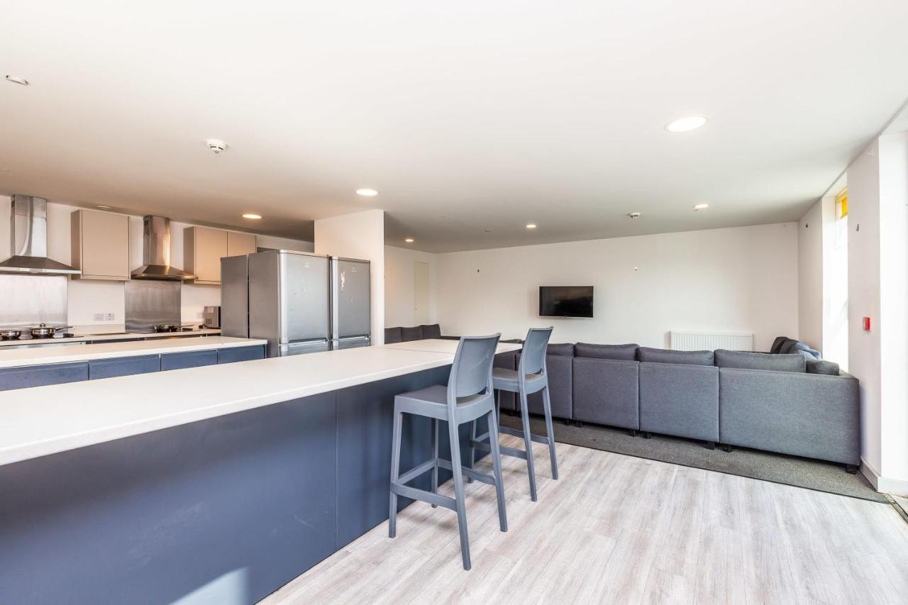 Spacious Ensuite Room With Shared Kitchen Lincoln Exterior photo