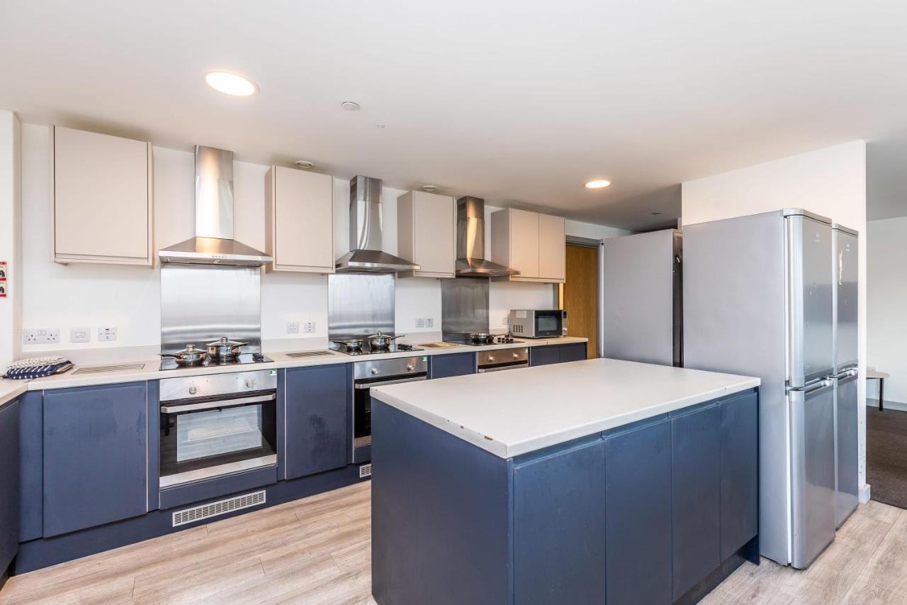 Spacious Ensuite Room With Shared Kitchen Lincoln Exterior photo
